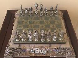 Featured image of post Lord Of The Rings Chess Set Franklin Mint / Style though these lord of the rings chess sets all share a common theme, you may be surprised at the variations in style that are possible within those constraints.