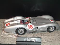 1954 Mercedes-benz W-196 Silver Race Car Franklin Mint 124 With Display Case