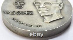 1971 Dagoberto Vasquez Painter Sterling Silver Art Medal Franklin Mint J637