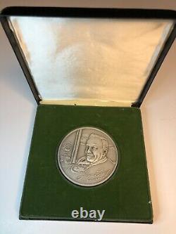 1971 New Zealand James Berry Solid Sterling Silver Medal Franklin Mint 6.98oz