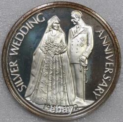 1972 Franklin Mint Royal Silver Wedding Anniversary Sterling Silver Medal