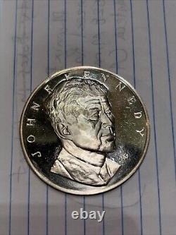 1973 John F Kennedy 1000 Grains (2.15ozt) Sterling Franklin Mint Proof Medal