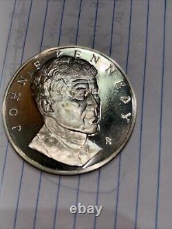 1973 John F Kennedy 1000 Grains (2.15ozt) Sterling Franklin Mint Proof Medal