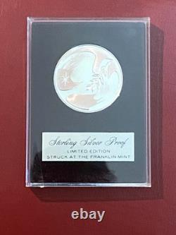 1973 US USA Franklin Mint HOLIDAY DOVE Peace on Earth Proof Silver Medal i114500
