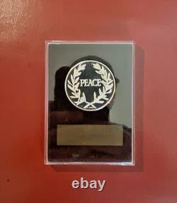 1973 US USA Franklin Mint HOLIDAY DOVE Peace on Earth Proof Silver Medal i114500