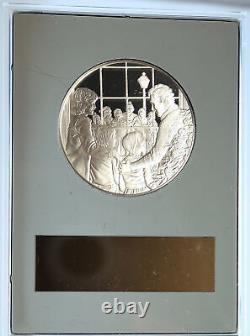 1974 US USA Franklin Mint HOLIDAY Christmas Carolers Proof Silver Medal i112709