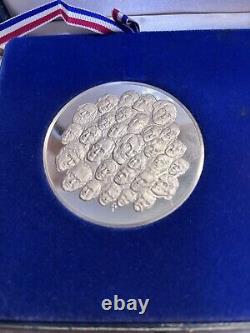 1975 Franklin Mint Bicentennial Medal 4 oz Silver and 4 oz Bronze Set Box, COA