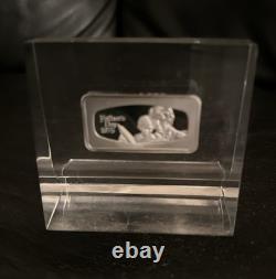 1975 Franklin Mint Fathers Day Silver Art Bar In Lucite Holder Paperweight #122