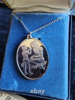 1976 Franklin Mint Sterling Silver Mothers Days Necklace withBullion Style Pendant