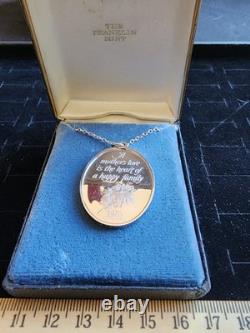 1976 Franklin Mint Sterling Silver Mothers Days Necklace withBullion Style Pendant