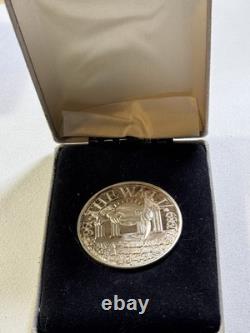 1989 The Berlin Wall 3 oz Silver Commemorative Medallion
