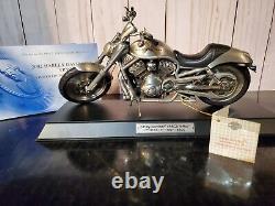 2002 Harley-Davidson V-Rod VRSCA 110 Fine Pewter Motorcycle Model Franklin Mint