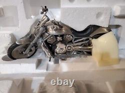 2002 Harley-Davidson V-Rod VRSCA 110 Fine Pewter Motorcycle Model Franklin Mint