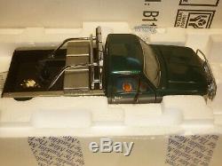 A Franklin mint of a scale model of a 1996 Ford F150 Pick up truck, boxed