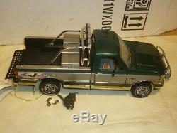 A Franklin mint of a scale model of a 1996 Ford F150 Pick up truck, boxed