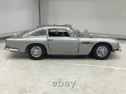 Danbury/Franklin mint 124 james bond 007 1964 Aston Martin db5 Classic model 18