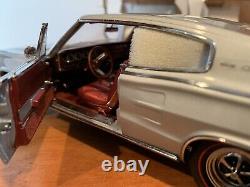 Danbury Mint 1967 Dodge Charger Hemi 124 Diecast Model Excellent with Box/Papers