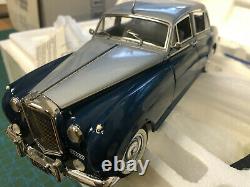 E4 16 Franklin Mint 1955 Bentley S1 Blue / Silver 124 RARE Limited Edition