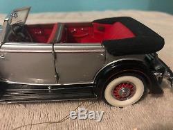 FRANKLIN MINT 1934 Packard Convertible, with COA, Silver/Black 124, B11YC61