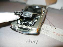 Fm- Mercedes Benz 450sl Roadster With Accessories 124 Scale Car Model