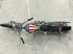 Franklin/Danbury mint 110 Harley Davidson Easy rider chopper captain America 12