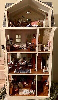 Franklin MInt Doll House Memories of Christmas by Norman Rockwell