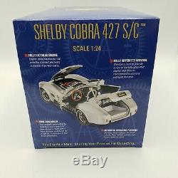 Franklin Mint 124 Scale Shelby Cobra 427 S/C #98 Elite Aluminum Precision Model