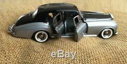 Franklin Mint 1955 Rolls Royce Silver Cloud 1/24 scale die cast car