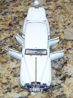 Franklin Mint 1955 Rolls Royce Silver Cloud I White Wedding Ltd Ed Diecast Model