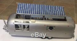 Franklin Mint 1968 Airstream International Land Yacht Camper 1/24 Die Cast