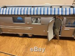 Franklin Mint 1968 Airstream camping trailer MIB #B11UK22