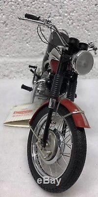 Franklin Mint 1969 Triumph Bonneville 110 Scale Diecast Motorcycle