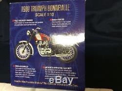 Franklin Mint 1969 Triumph Bonneville 110 Scale Diecast Motorcycle Bike