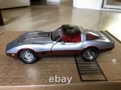 Franklin Mint 1982 Corvette L. E. #140/1,000 Silver & Dark Claret