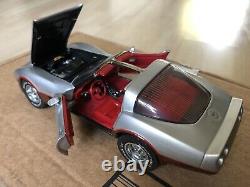 Franklin Mint 1982 Corvette L. E. #140/1,000 Silver & Dark Claret