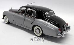 Franklin Mint 1/24 Scale Diecast B11UZ91 1955 Rolls Royce Silver Cloud Blk Sil