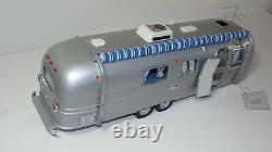 Franklin Mint Airstream International Land Yacht. 124. Rare. Nos. Undisplayed