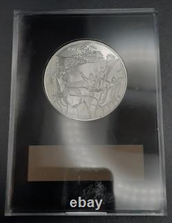 Franklin Mint Annual Christmas Medal Set Home for Christmas/Country Christmas