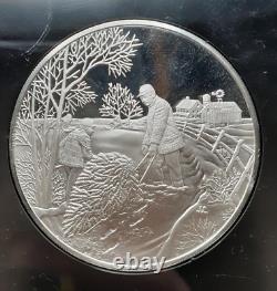 Franklin Mint Annual Christmas Medal Set Home for Christmas/Country Christmas