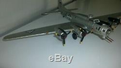 Franklin Mint B-17 Flying Fortress General Ike Bomber Airplane 1 48 Scale