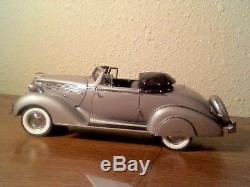 Franklin Mint Limited Edition 1936 Hudson Eight 124 Scale Model #1119/2500 COA