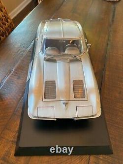 Franklin Mint Limited Edition Fine Pewter 1963 Corvette Sting Ray