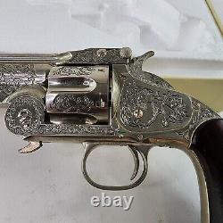 Franklin Mint THE WYATT EARP Smith & Wesson. 44 Revolver with Box Movie Prop