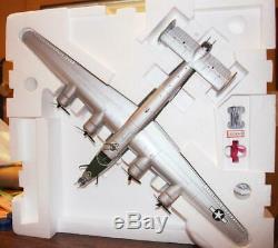 New Retired Franklin Mint Armour 1/48 B-24 Liberator Diecast Airplane 5871