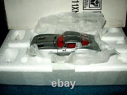 Rare 1963 Chevy Corvette Fuelie Coupe Fiberglass Version Franklin Mint 1/24