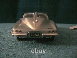 Rare 1963 Chevy Corvette Fuelie Coupe Fiberglass Version Franklin Mint 1/24