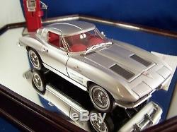 Silver 1963 Chevrolet Corvette Franklin Mint Certified Fiberglass Split Window