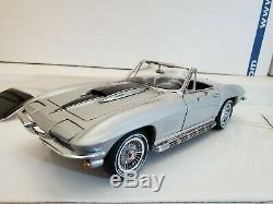 Silver Pearl 1967 Corvette 427/390 Conv/Hardtop #111/435 Franklin Mint 124