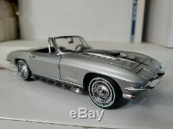 Silver Pearl 1967 Corvette 427/390 Conv/Hardtop #111/435 Franklin Mint 124