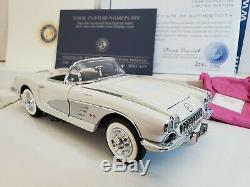 Snowcrest White/Inca Silver 1958 Corvette Limted Edition Franklin Mint 124